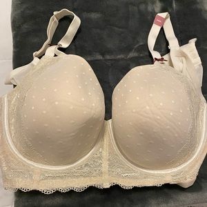 44DD never worn cacique bra